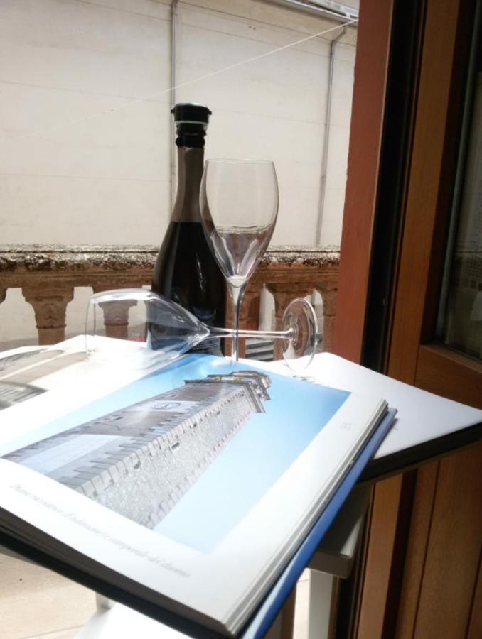 Casa Vacanza Piazza Marconi Valdobbiadene Ngoại thất bức ảnh